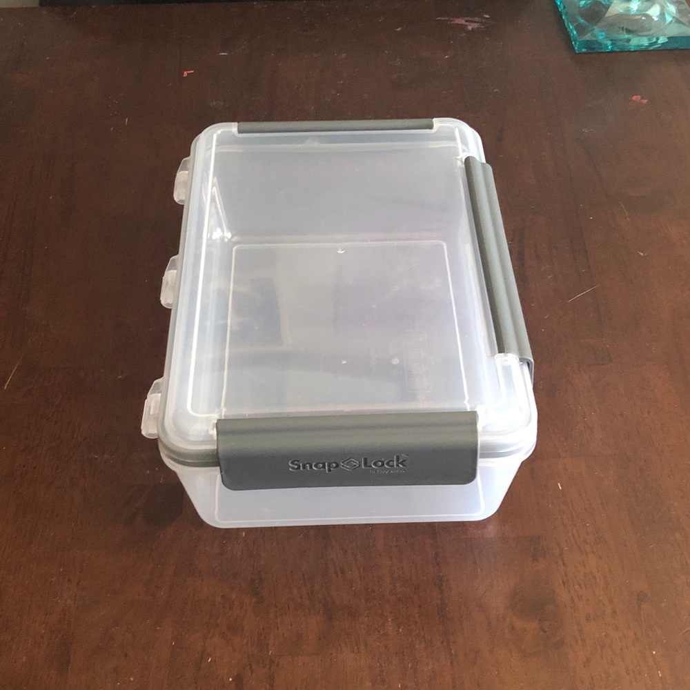 💙 Snap Lock Plastic Food Storage Container - Picture 4 of 6